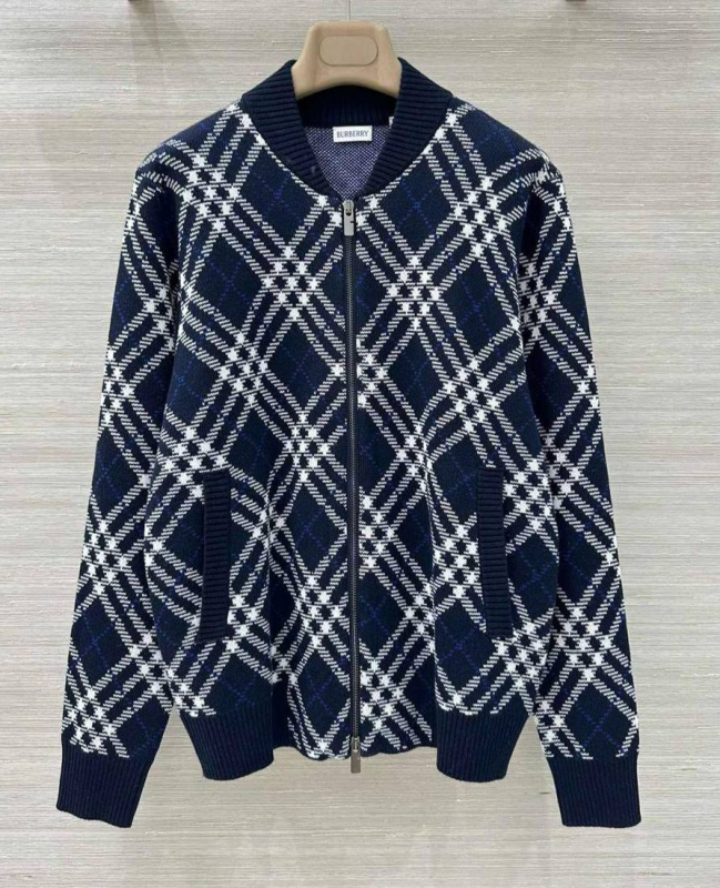 БОМБЕР BURBERRY 