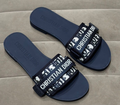 ШЛЕПКИ CHRISTIAN DIOR 