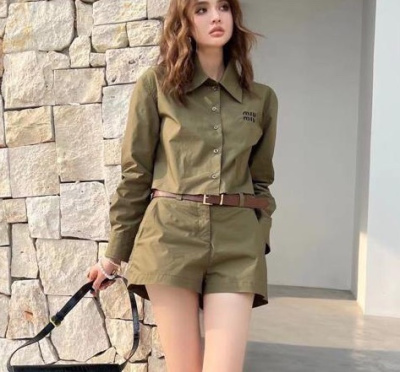 КОСТЮМ MIU MIU 