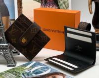 ВИЗИТНИЦА LOUIS VUITTON