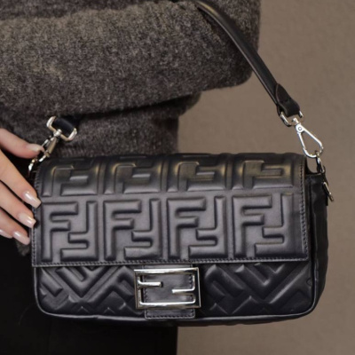 СУМКА FENDI BAGUETTE