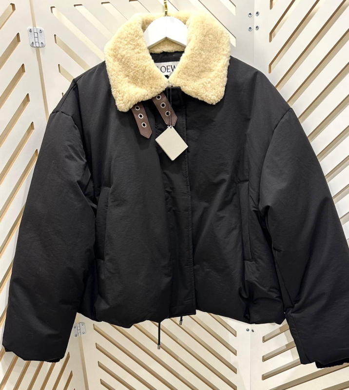 ПУХОВИК LOEWE 