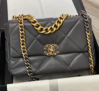 СУМКА CHANEL 19 