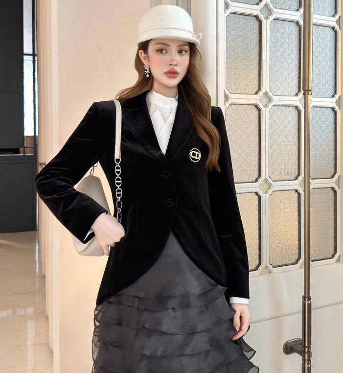 ЖАКЕТ CHRISTIAN DIOR 