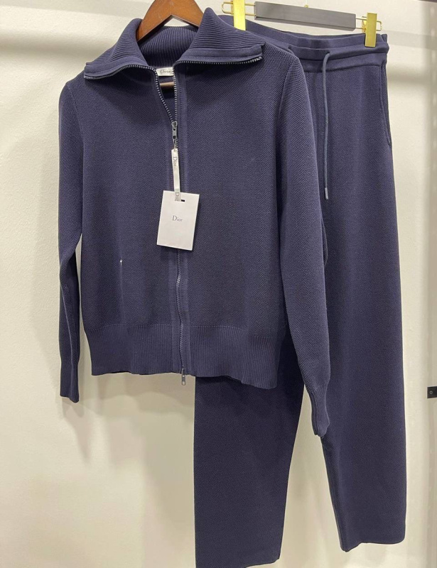 КОСТЮМ CHRISTIAN DIOR 