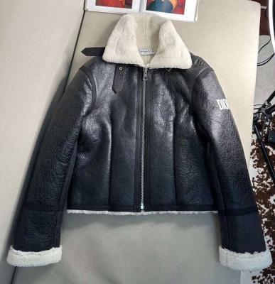 ДУБЛЕНКА CHRISTIAN DIOR