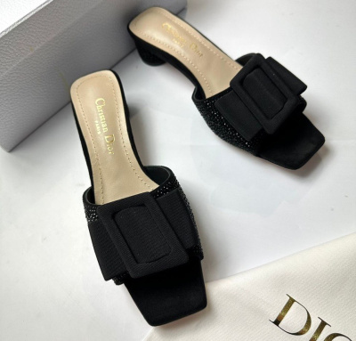ШЛЕПКИ CHRISTIAN DIOR 