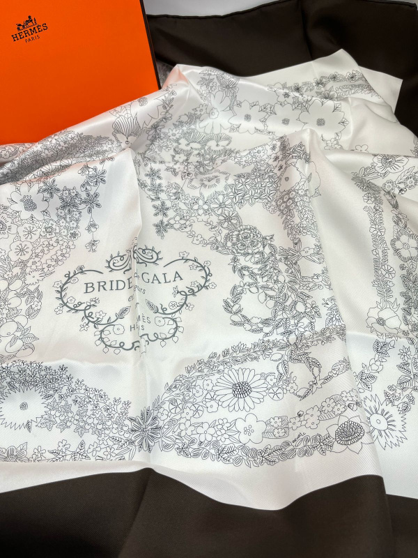 ПЛАТОК HERMES 