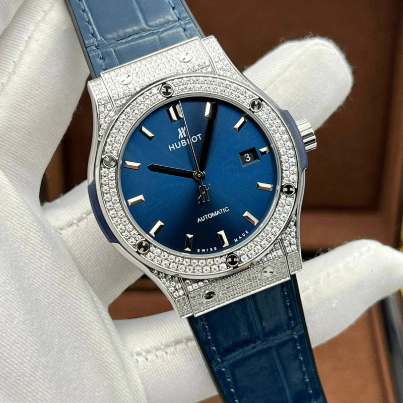 ЧАСЫ HUBLOT CLASSIC FUSION 