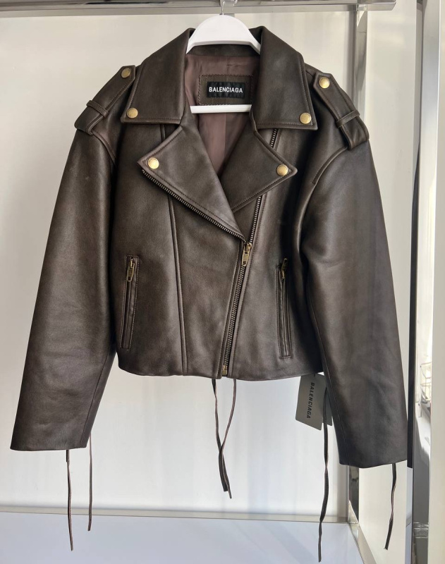 КУРТКА BALENCIAGA