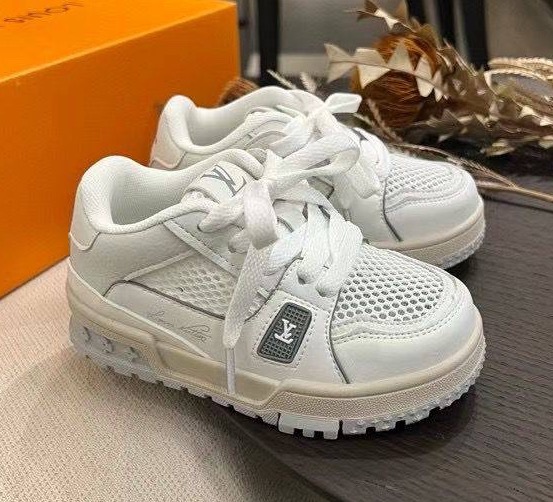 ДЕТСКИЕ КЕДЫ LOUIS VUITTON 