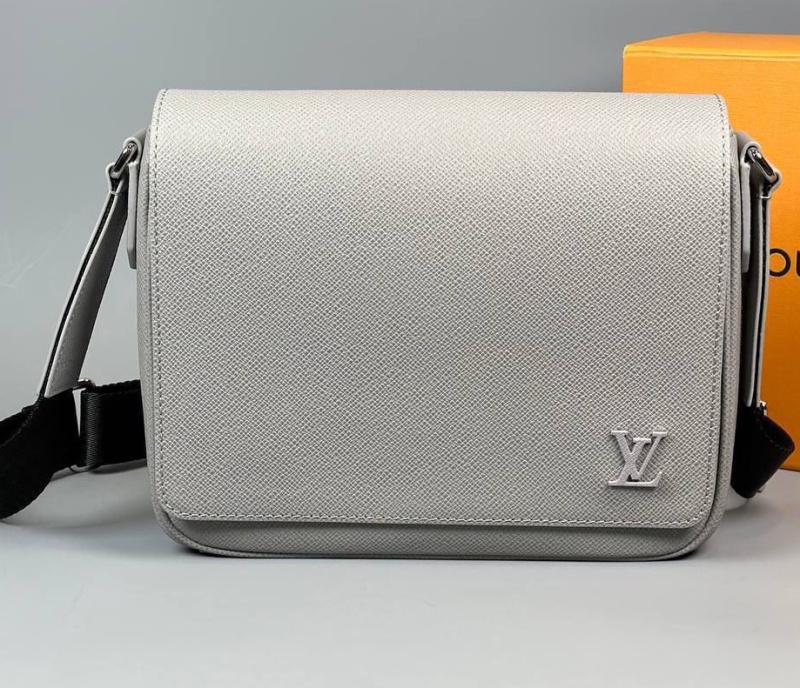 МУЖСКАЯ СУМКА МЕССЕНДЖЕР LOUIS VUITTON 