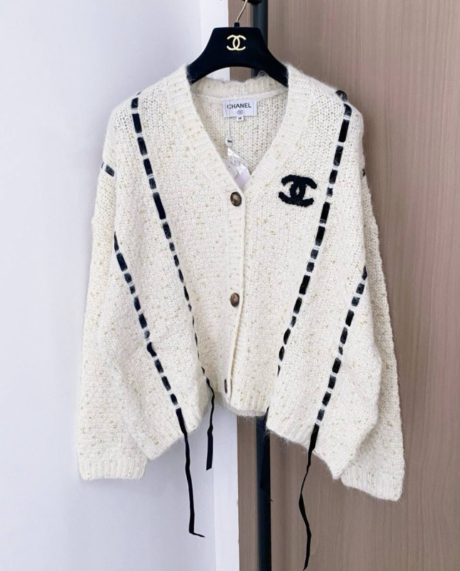 КАРДИГАН CHANEL 