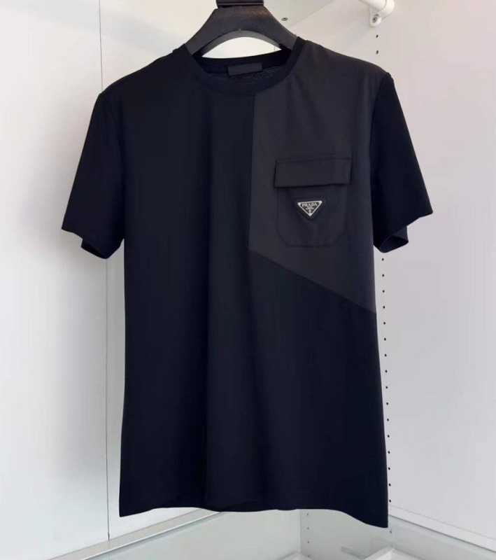 МУЖСКАЯ ФУТБОЛКА PRADA 