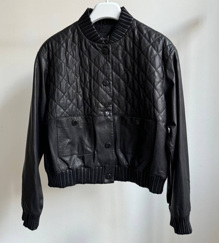 КУРТКА CHANEL 