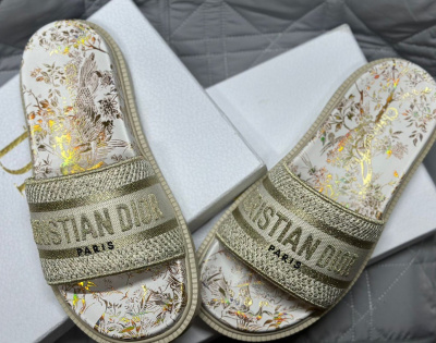 ШЛЕПКИ CHRISTIAN DIOR 