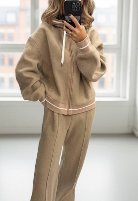 КОСТЮМ BRUNELLO CUCINELLI 