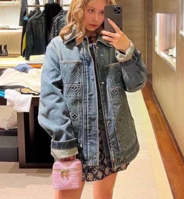 КУРТКА ДЖИНСОВКА LOUIS VUITTON