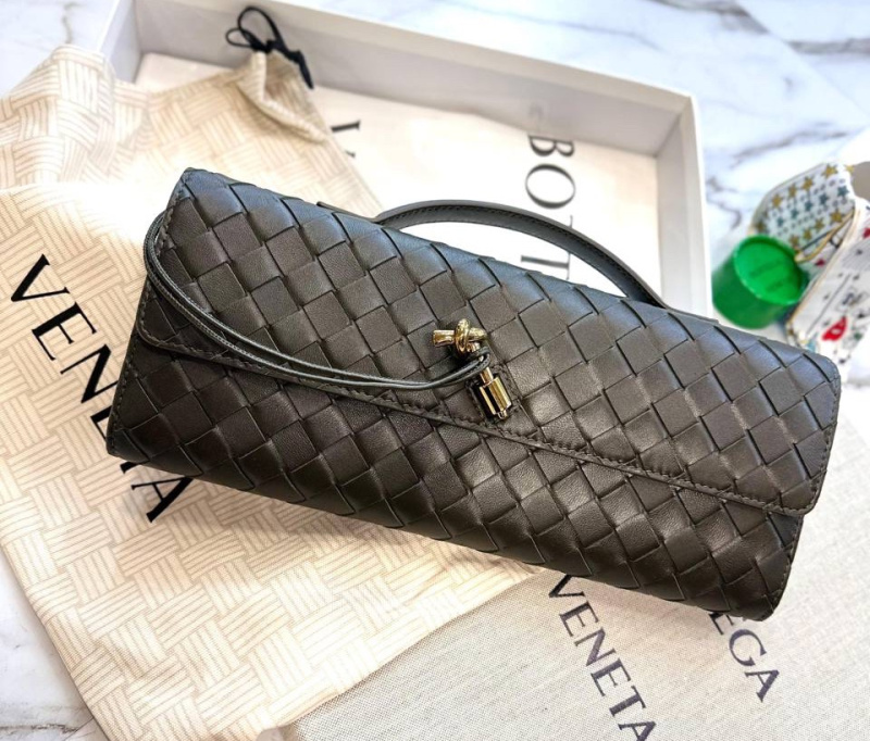 КЛАТЧ BOTTEGA VENETA 