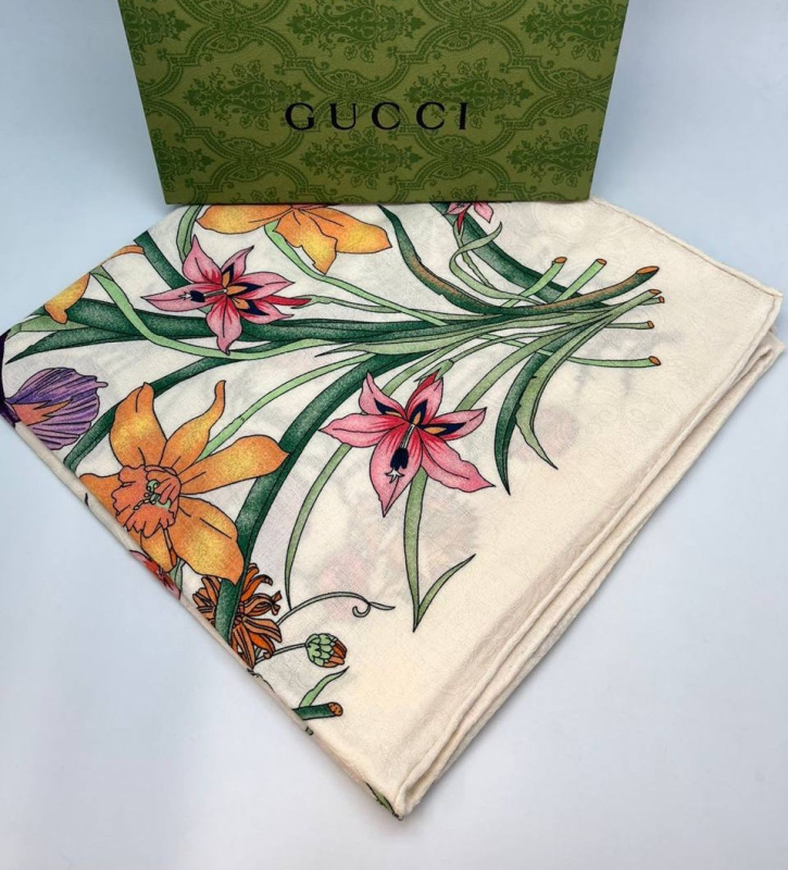 ПЛАТОК GUCCI 