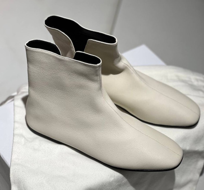 БОТИЛЬОНЫ THE ROW 