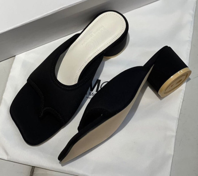 ШЛЕПКИ MAISON MARGIELA 