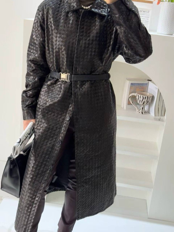 ПАЛЬТО BOTTEGA VENETA 