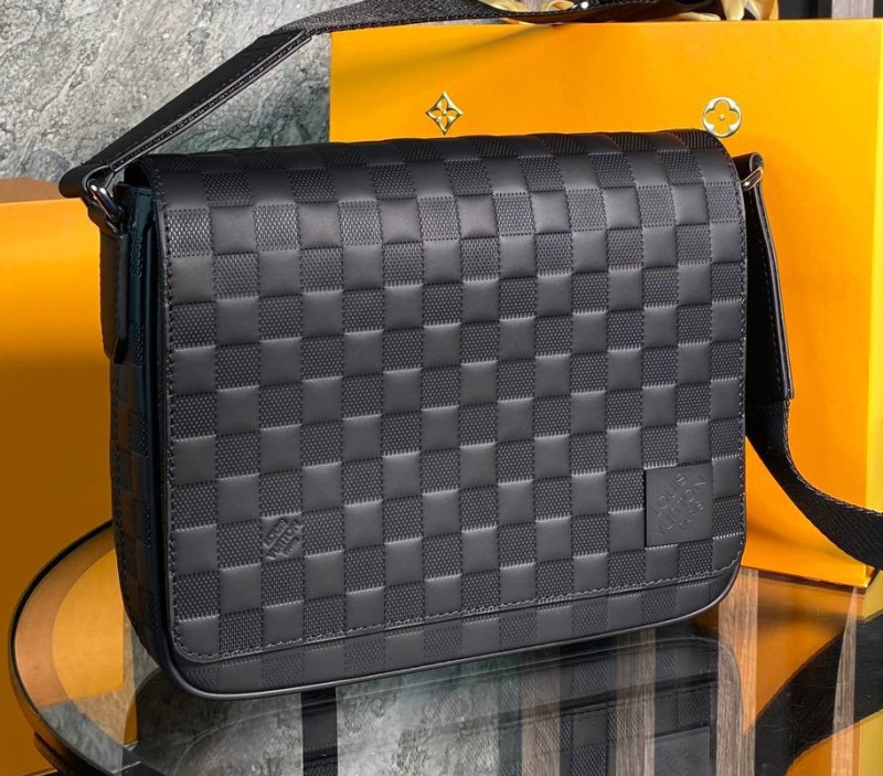 МУЖСКАЯ СУМКА МЕССЕНДЖЕР LOUIS VUITTON 