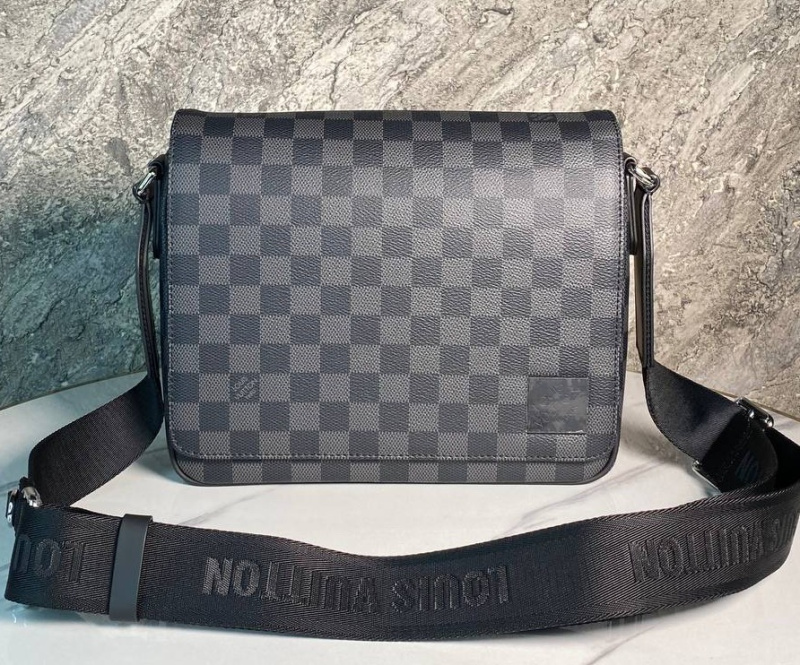 МУЖСКАЯ СУМКА МЕССЕНДЖЕР LOUIS VUITTON 