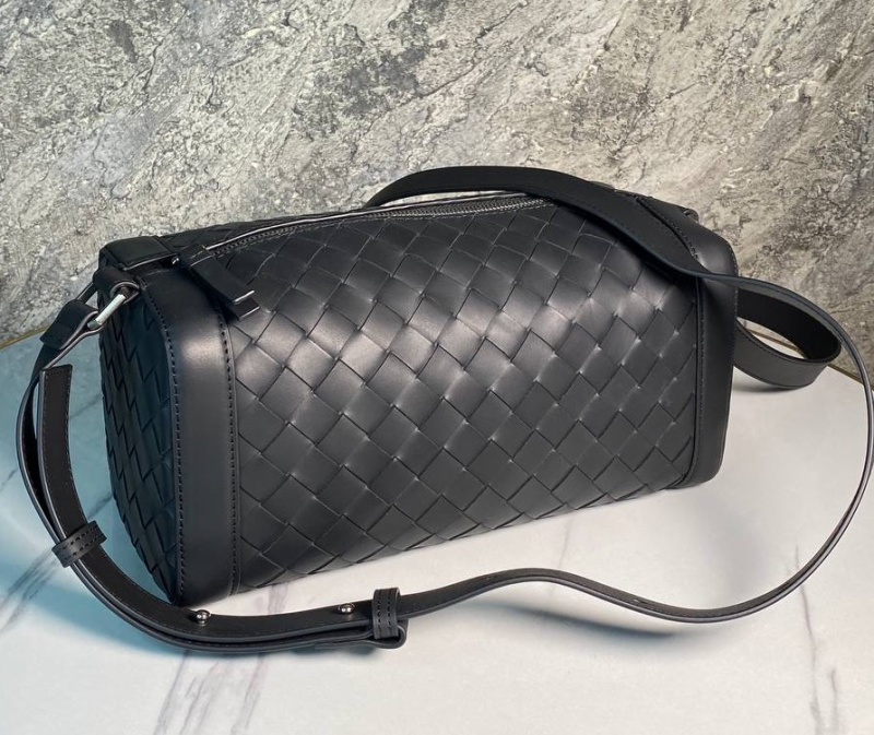 МУЖСКАЯ СУМКА МЕССЕНДЖЕР BOTTEGA VENETA 