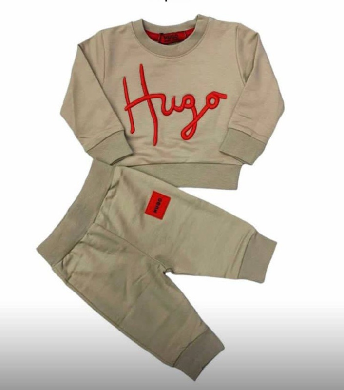 ДЕТСКИЙ КОСТЮМ HUGO BOSS 