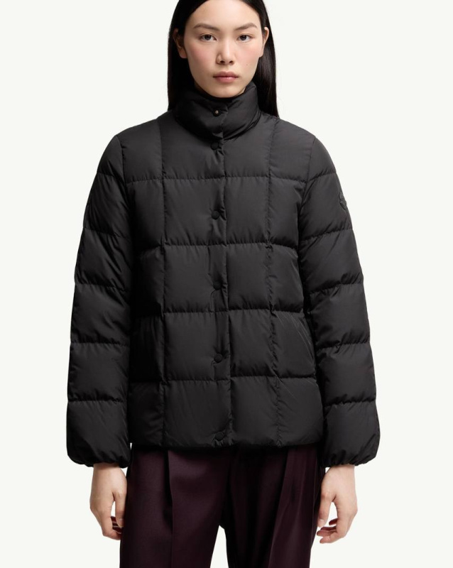 ПУХОВИК MONCLER 