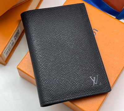 МУЖСКАЯ ОБЛОЖКА НА ПАСПОРТ LOUIS VUITTON 