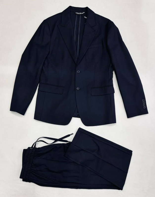 МУЖСКОЙ КОСТЮМ DOLCE & GABBANA 