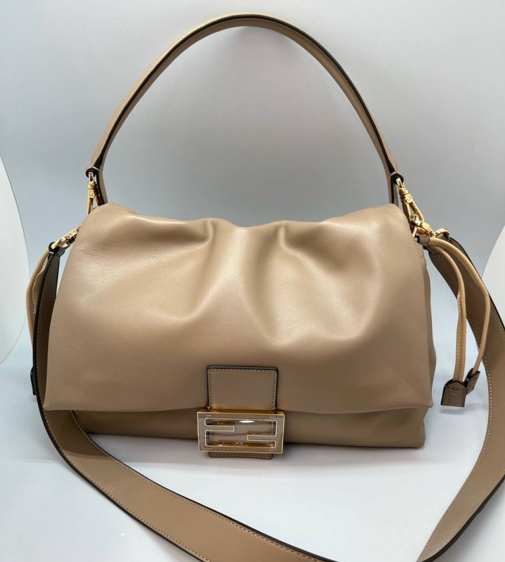 СУМКА FENDI MAMMA BAGUETTE 