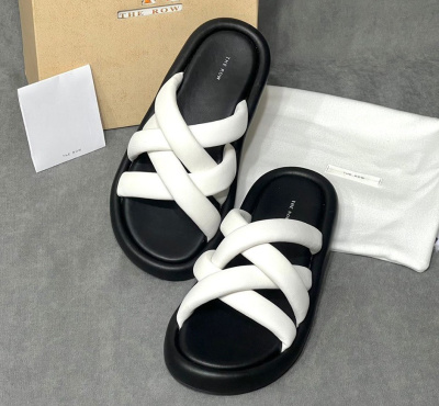 ШЛЕПКИ THE ROW 