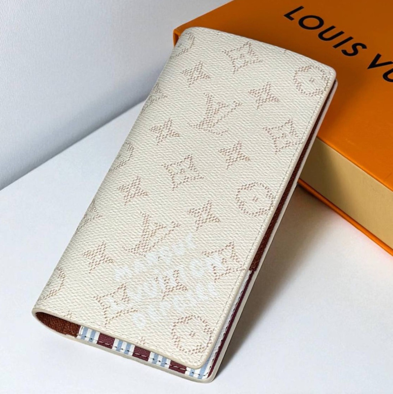 КУПЮРНИЦА LOUIS VUITTON 