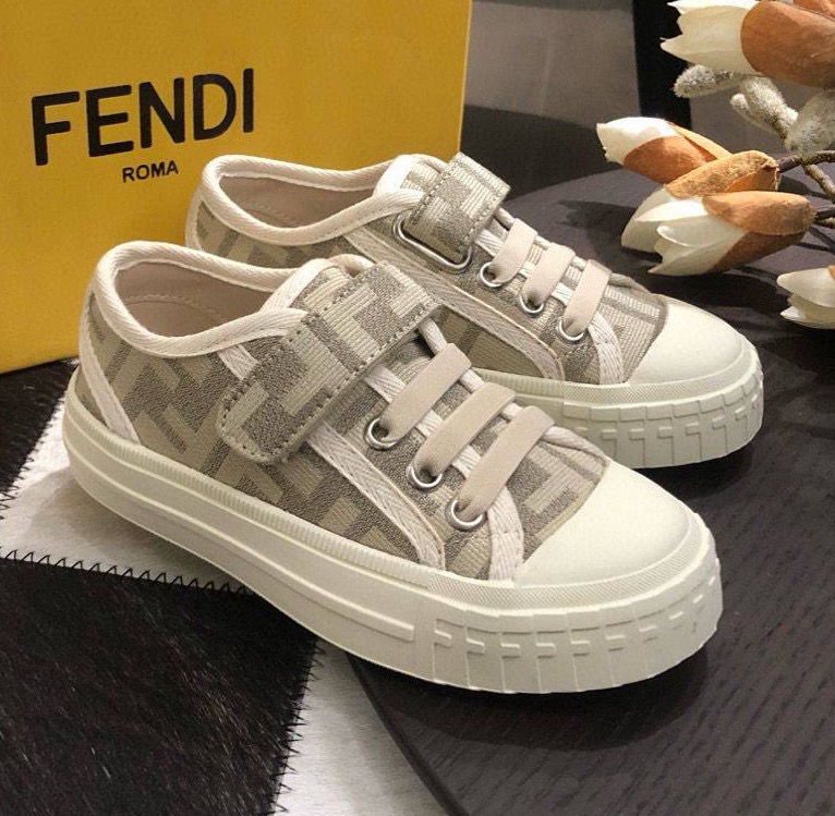 ДЕТСКИЕ КЕДЫ FENDI 