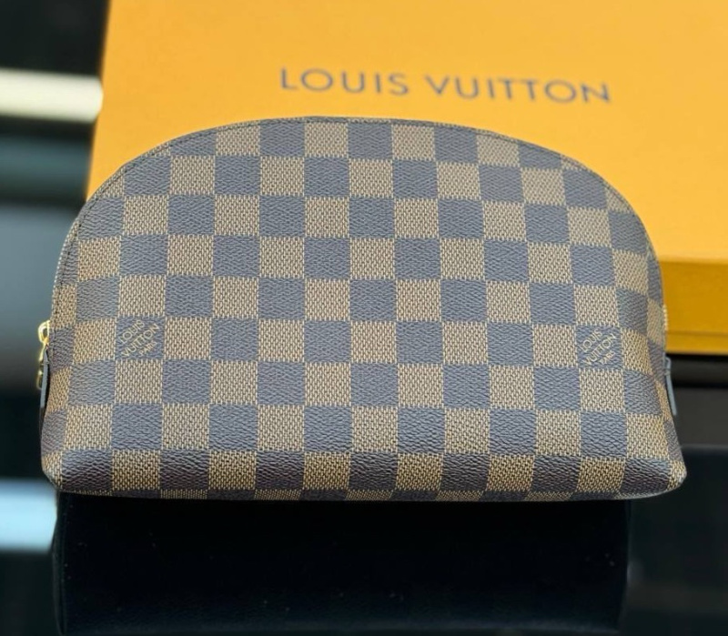 КОСМЕТИЧКА LOUIS VUITTON 