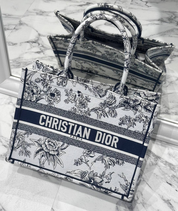 СУМКА CHRISTIAN DIOR BOOK 