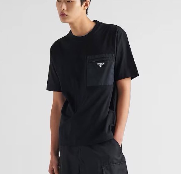 МУЖСКАЯ ФУТБОЛКА PRADA 