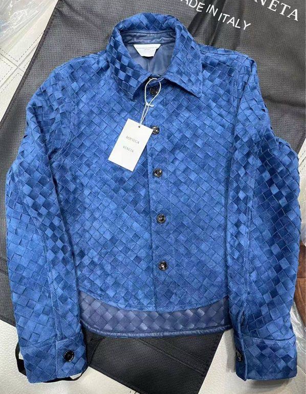 КУРТКА BOTTEGA VENETA 