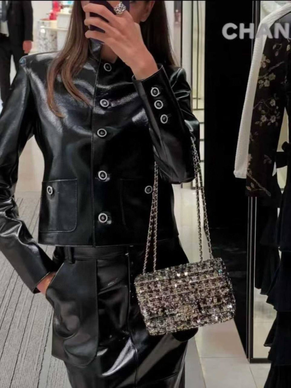 КУРТКА CHANEL 
