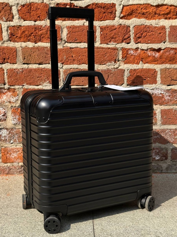 ЧЕМОДАН RIMOWA 