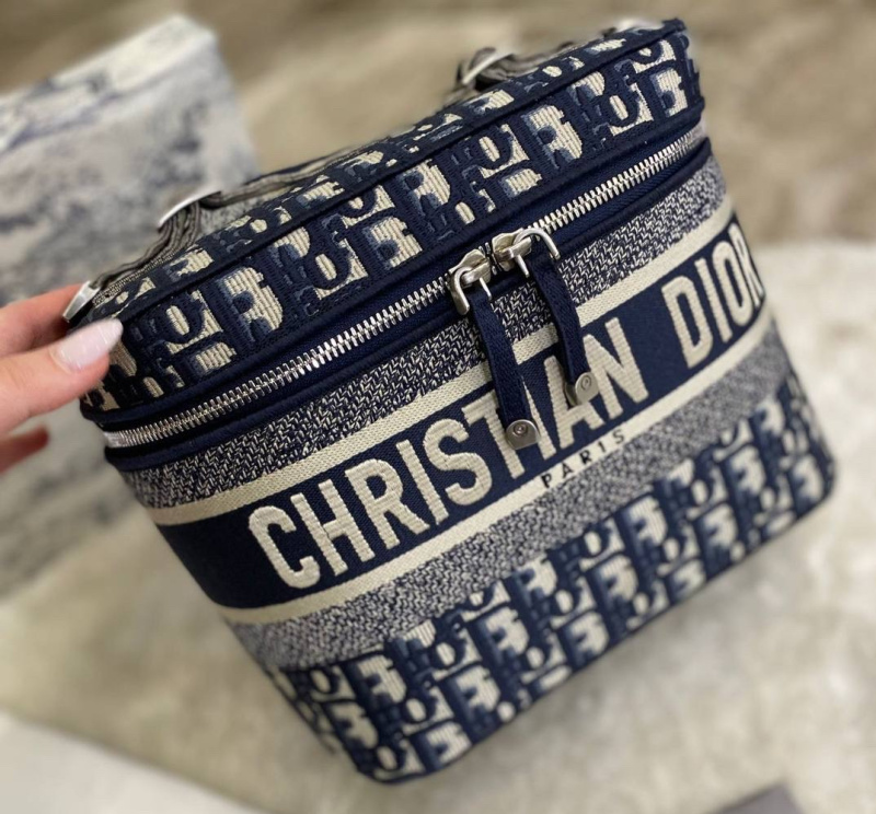 КОСМЕТИЧКА CHRISTIAN DIOR 