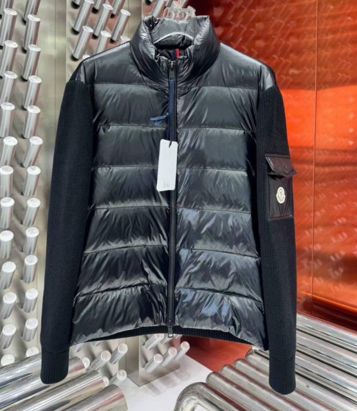 МУЖСКАЯ КУРТКА MONCLER 