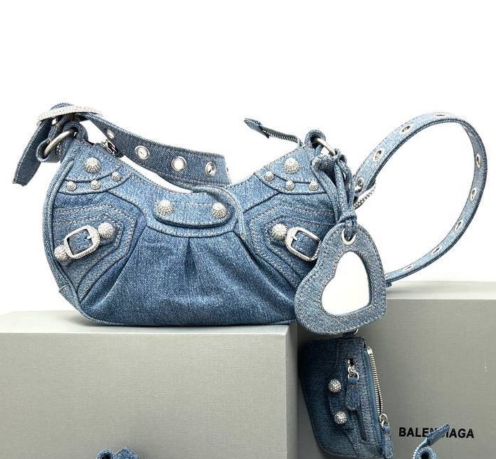 СУМКА BALENCIAGA 