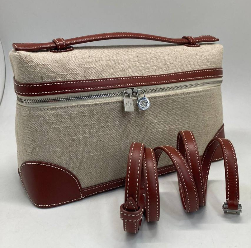 СУМКА LORO PIANA 