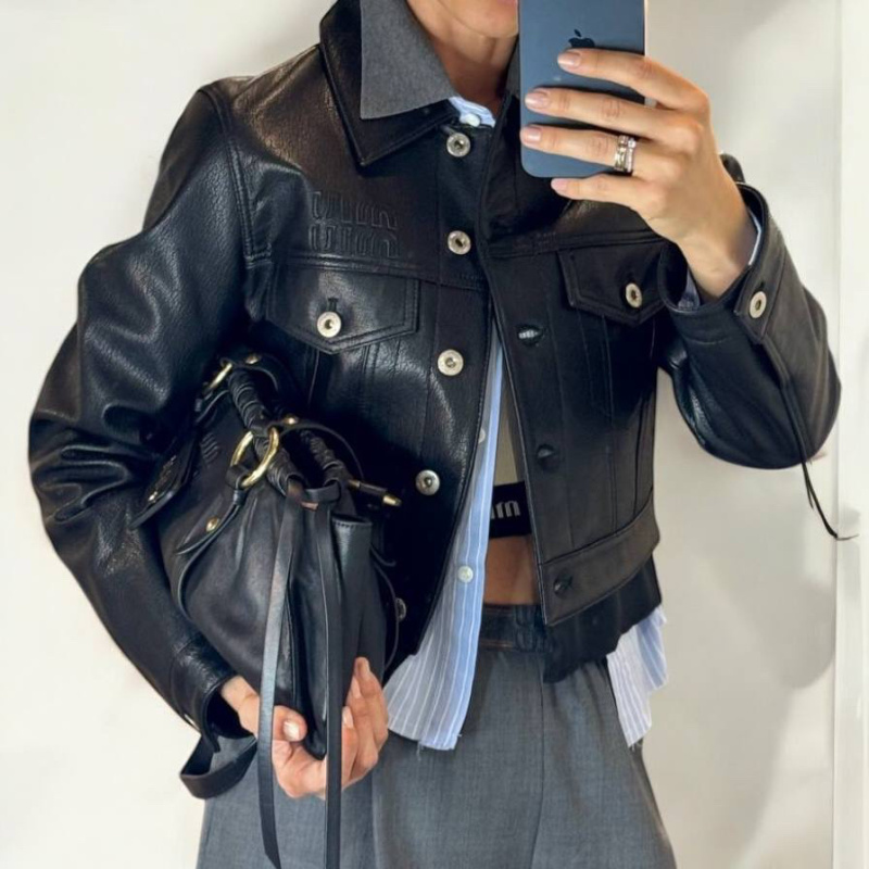 КУРТКА MIU MIU 