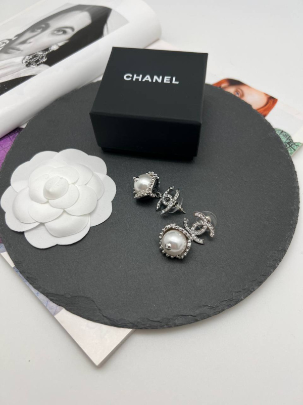 СЕРЬГИ CHANEL